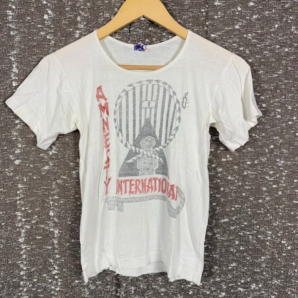 Vtg 80s Amnesty International Shirt‎ Diamond Spun Rayon Single Stitch White 32